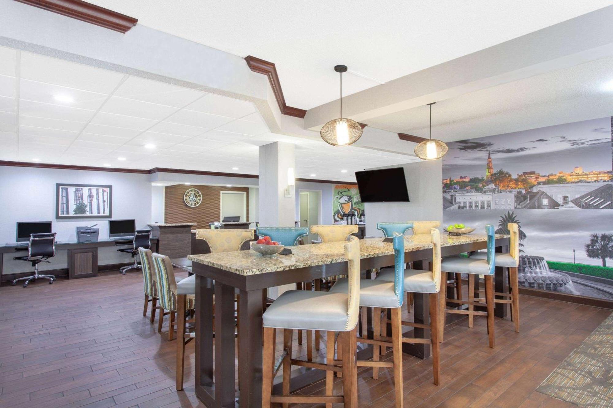 Wingate By Wyndham Charleston Coliseum Otel North Charleston Dış mekan fotoğraf